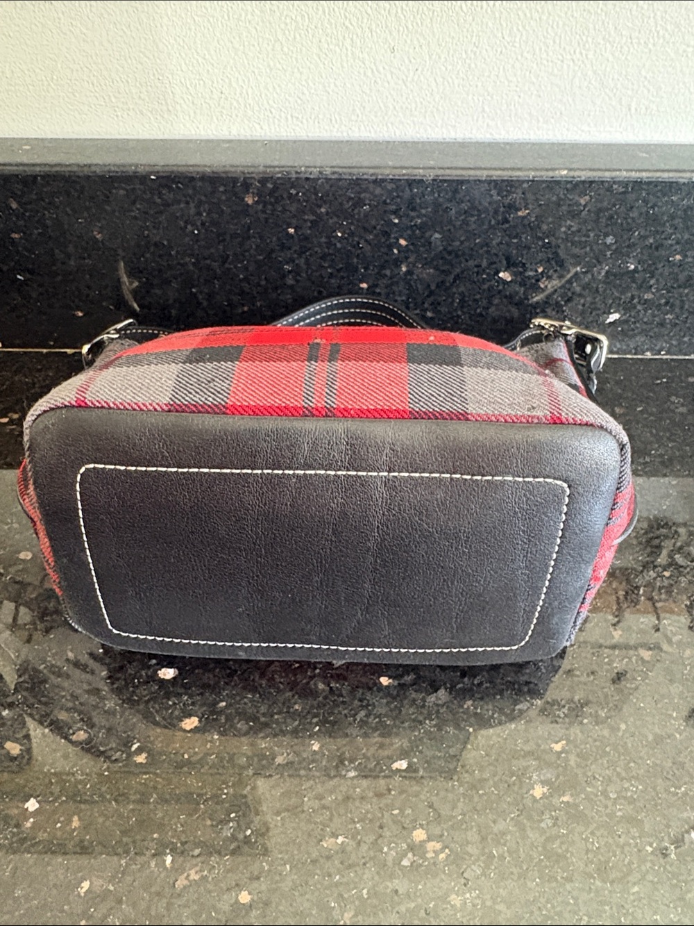 Coach Vtg Y2K Tartan Red/Black Plaid Wool Baquette 8326. - Picture 3 of 9